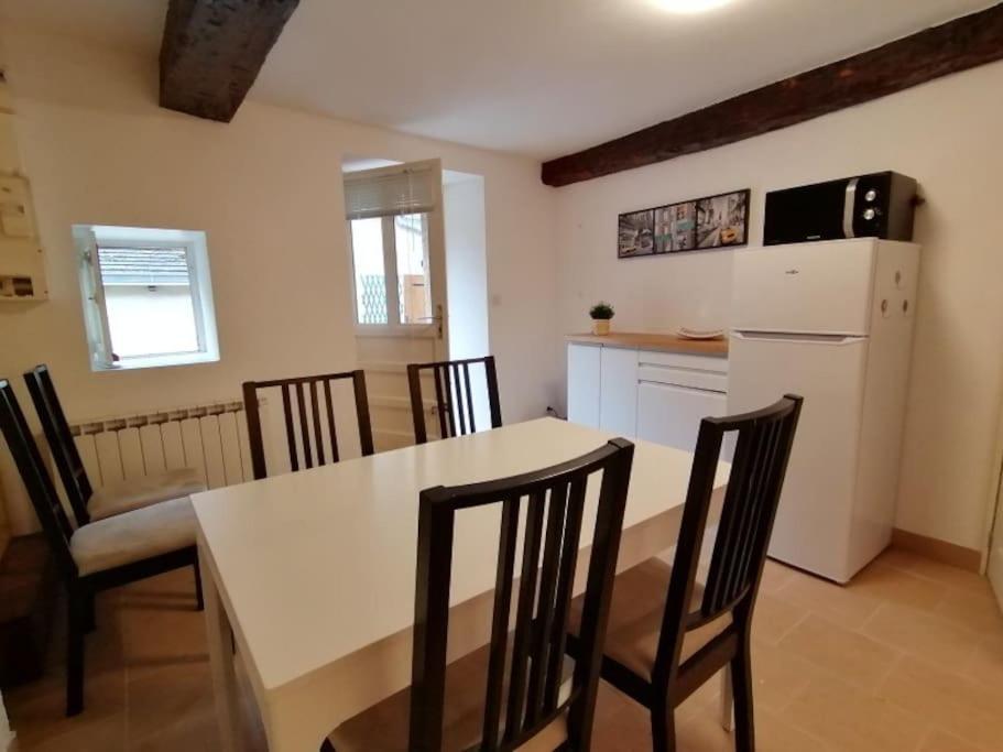 Le Blanc, Agreable Maison De Centre Ville Eksteriør billede